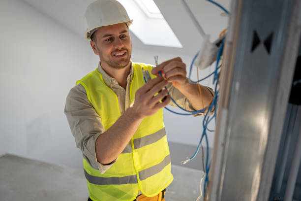 Best Licensed Electrician  in Crystal Falls, MI